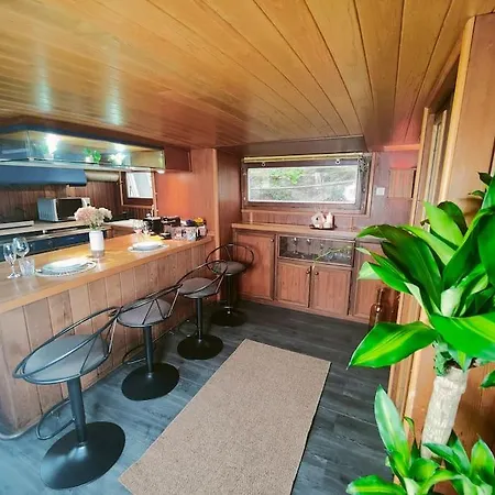 Peniche Relaxant Botel Sevres